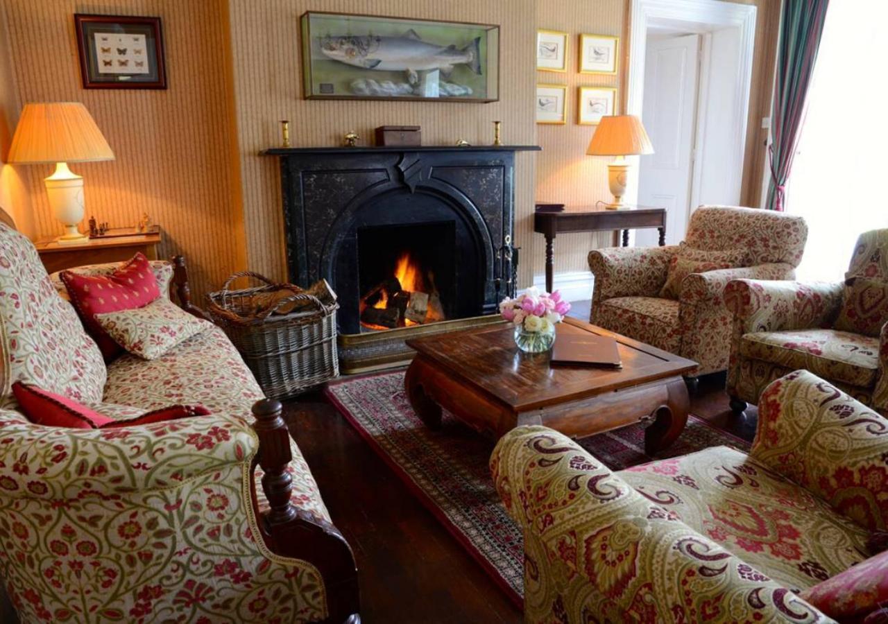 Delphi Hotel